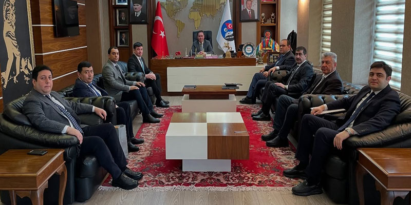 Azerbaycan İçişleri, Dışişleri ve Diaspora Bakanlığı yetkilileri, Belediyede!