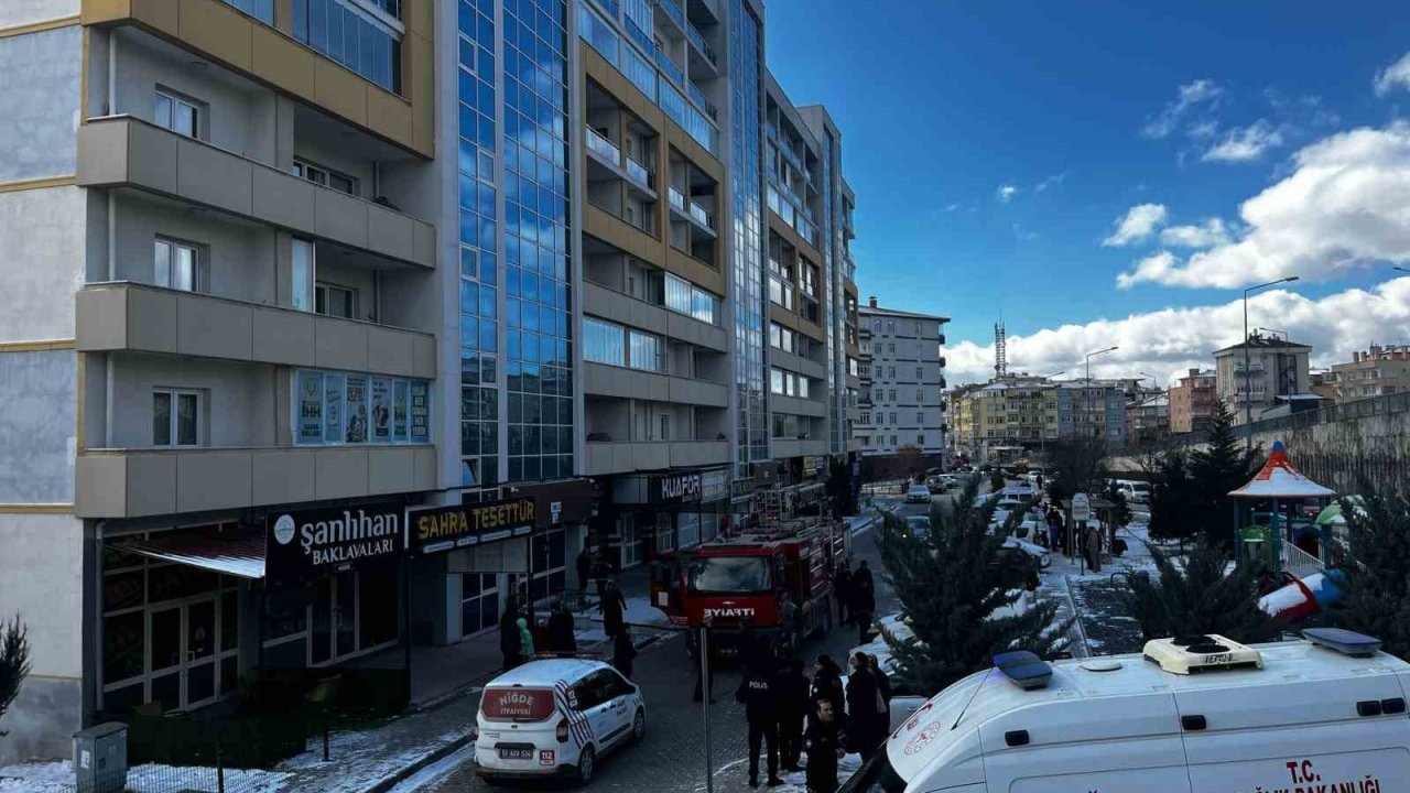 Niğde’de evde çıkan yangın büyümeden söndürüldü