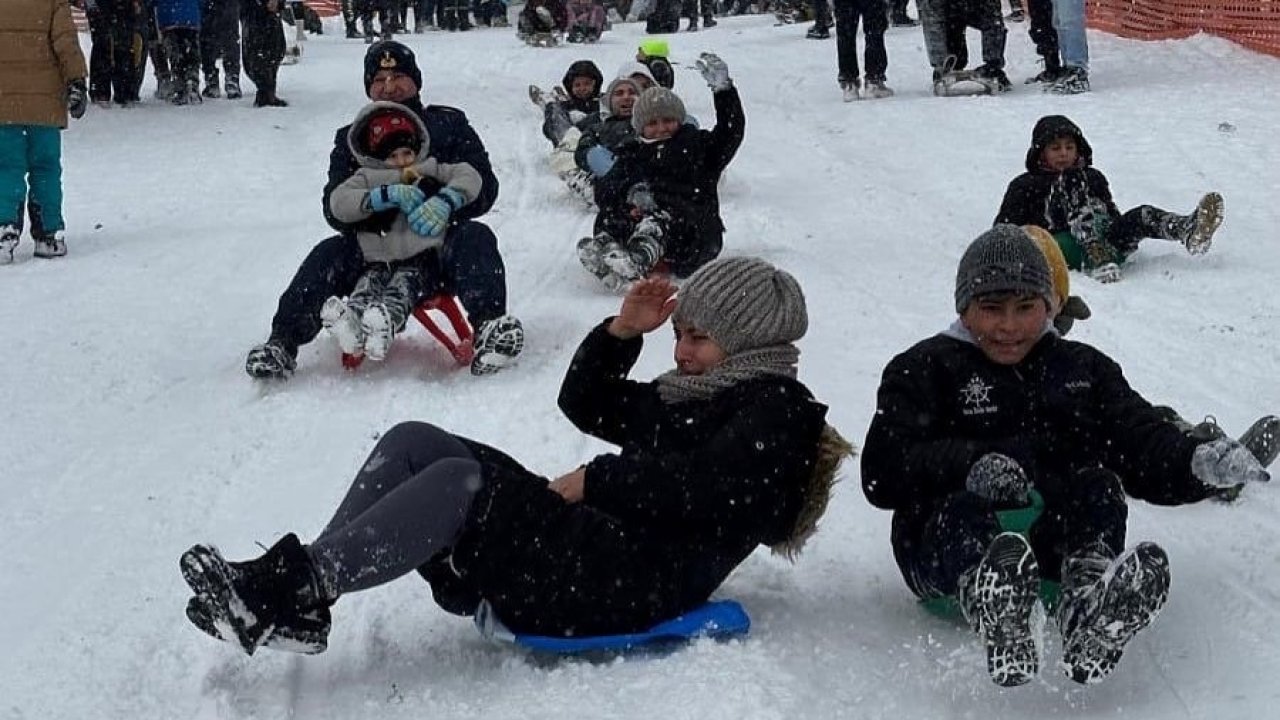 Tokat’ta kızağını alan yaylaya koştu