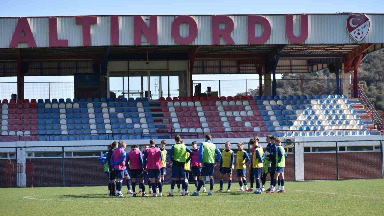 Rus devi Zenit’ten Altınordu’ya ziyaret