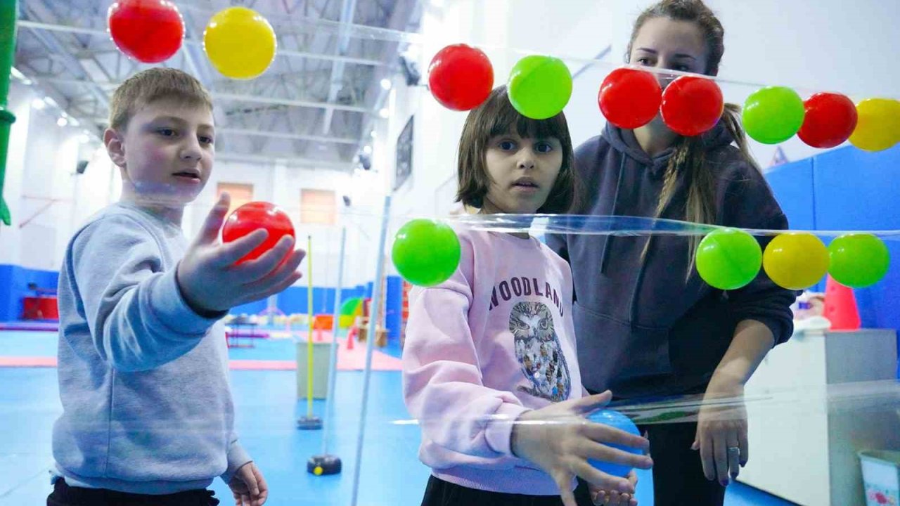 Özel bireyler özel spor yapmanın keyfini Tepebaşı’nda yaşıyor