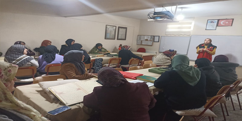 Kağızman’da Aile İçi Şiddet ve Erken Yaşta Evliliklerle Mücadele Semineri Düzenlendi