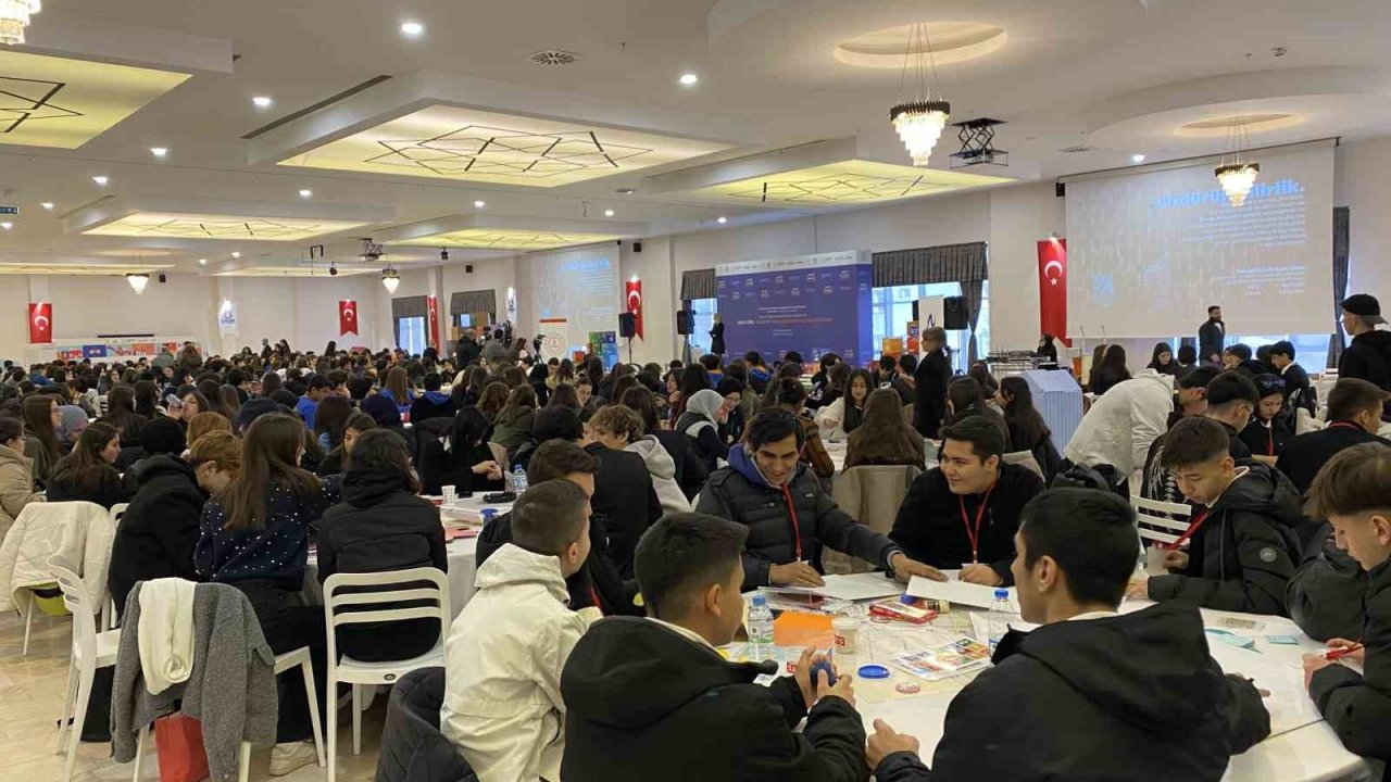 "Geleceğini İnovasyonla Şekillendir: Bir Zamanlar Atık" atölyesi başladı