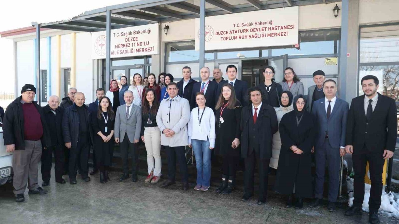 Düzce Valisi Toplum ruh sağlı merkezini inceledi