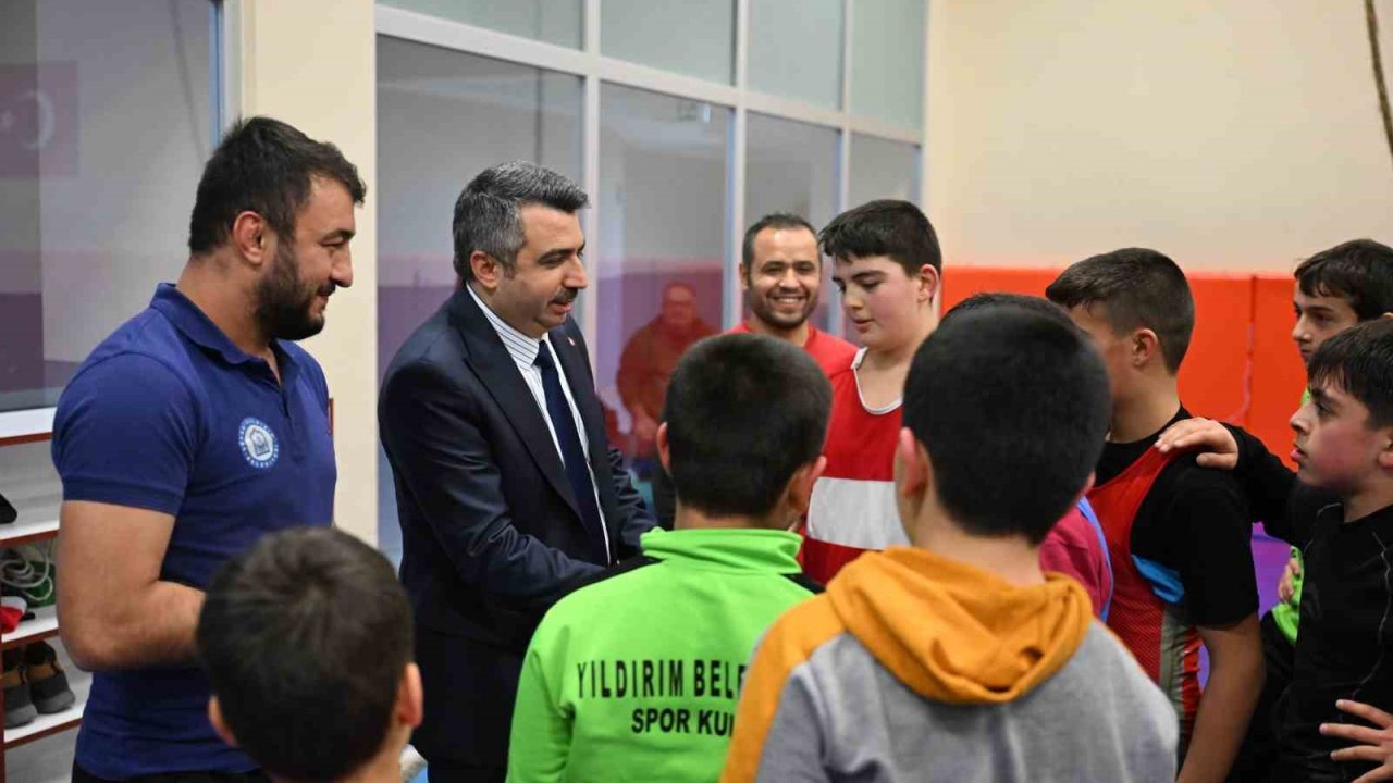 Başkan Yılmaz, şampiyon gençlerle buluştu