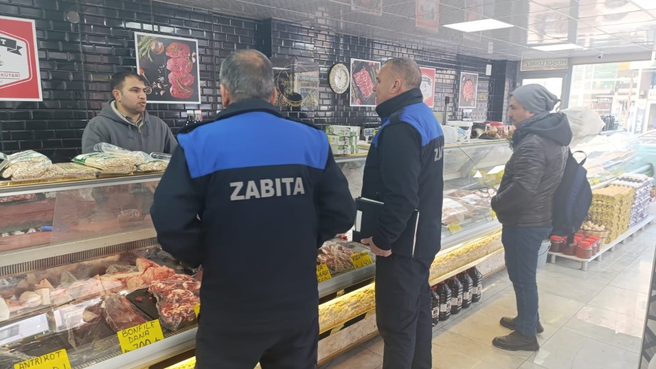 Kahta’da Ramazan Ayı hazırlıkları kapsamında zabıta ekiplerinden sıkı denetim