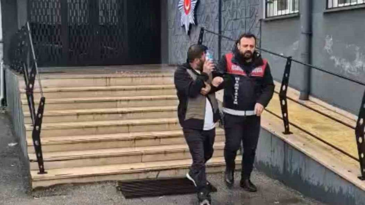 Bursa’da oto faresine operasyon: Çaldığı malzemelerle yakalandı