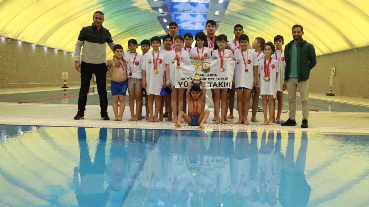 Şanlıurfalı yüzücüler 21 madalya kazandı