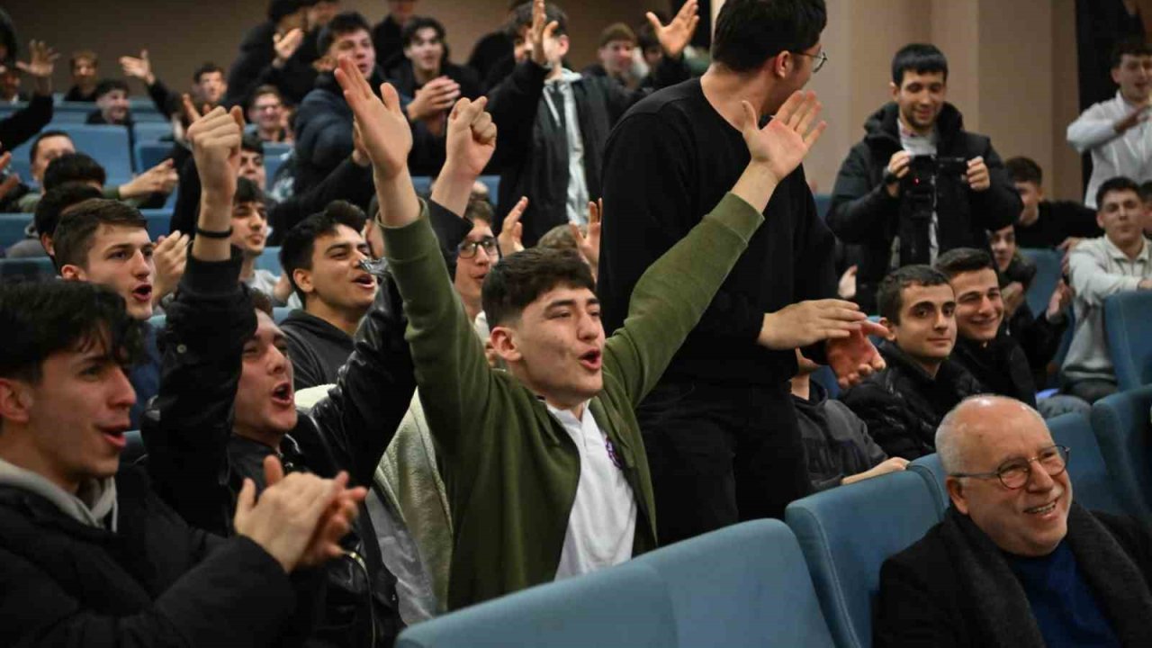 Başkan Kocaman’a sürpriz karşılama