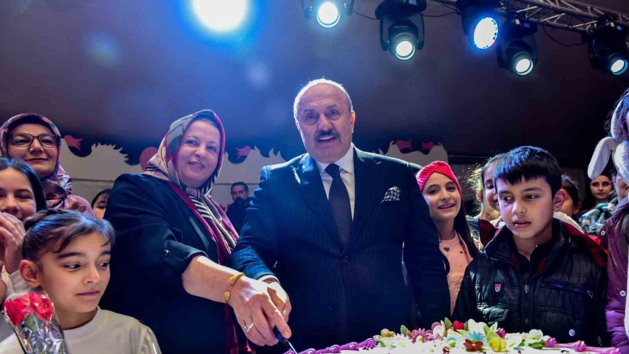 Taşköprü’de kadınlar Dünya Kadınlar Günü’nü erken kutladı, doyasıya eğlendi