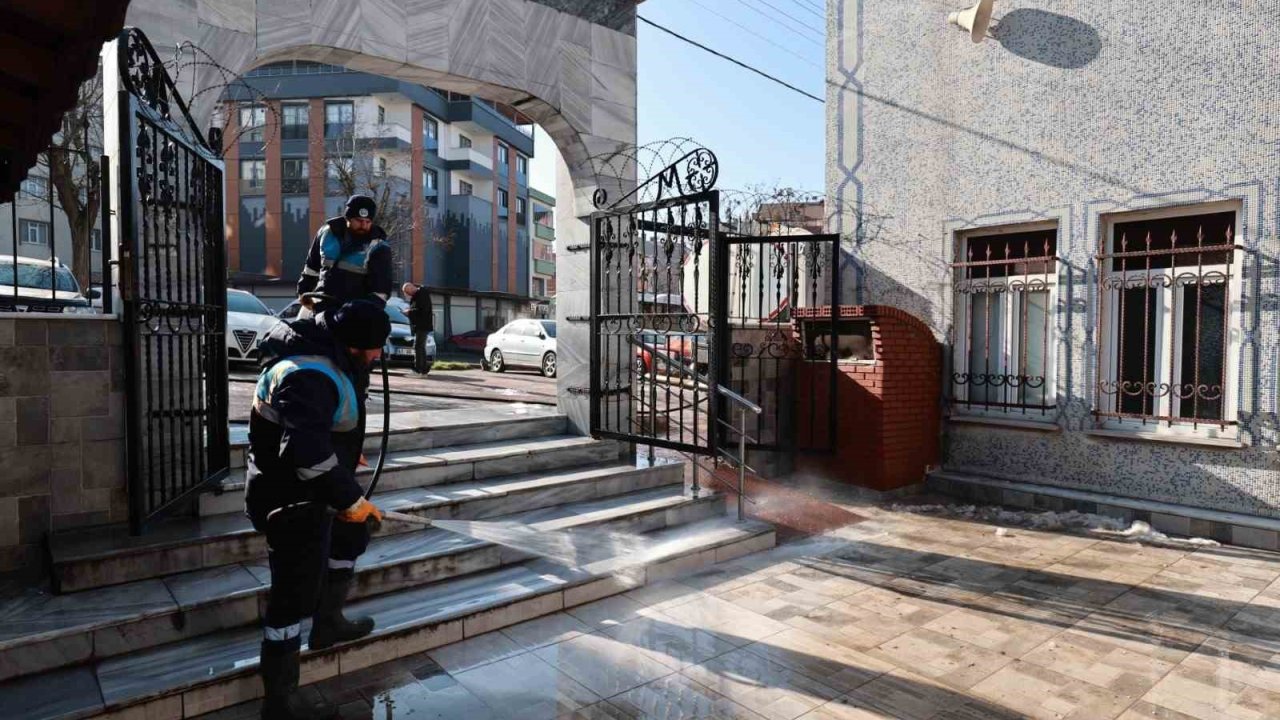 Gebze’de camiler Ramazan’a hazırlanıyor