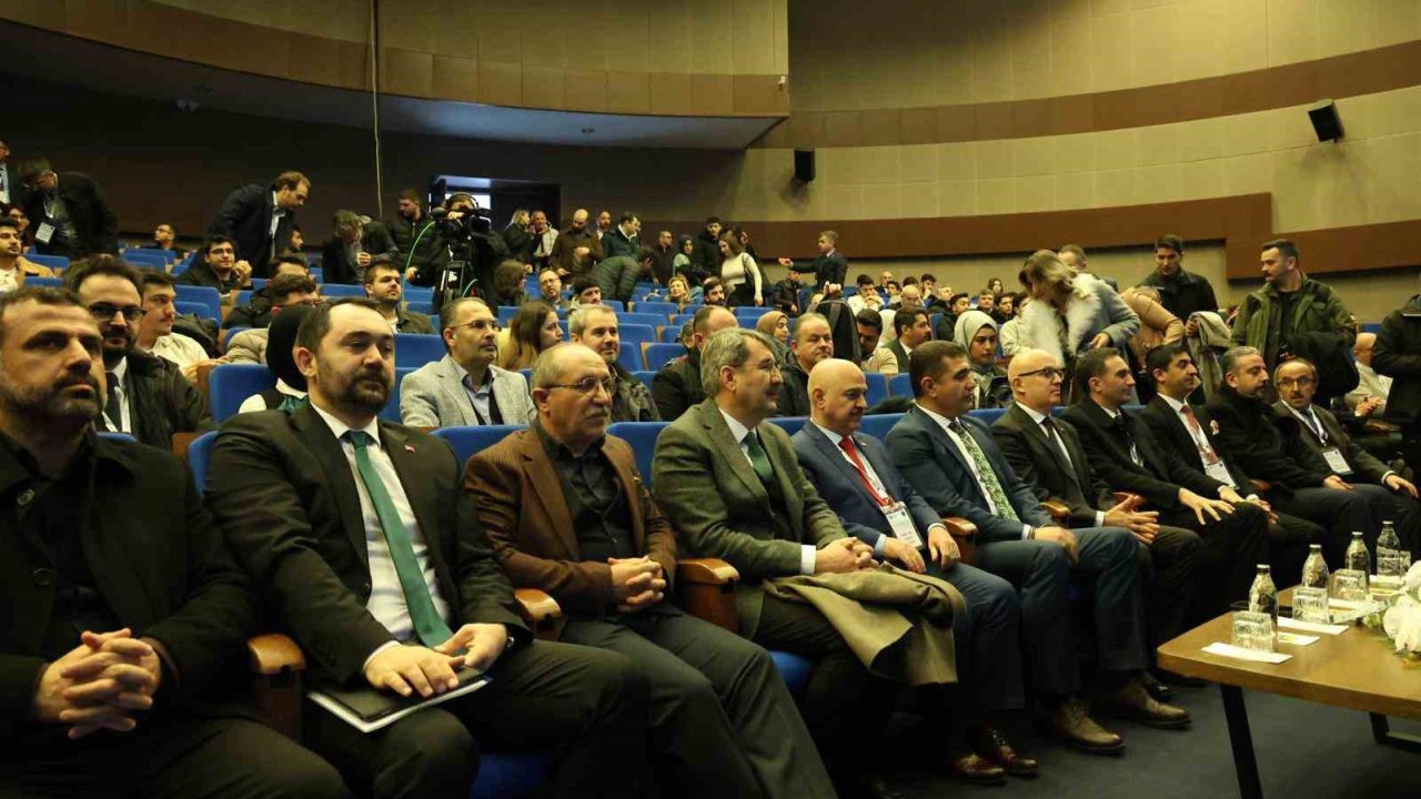 1. Uluslararası uzay hukuku ve teknolojileri sempozyumu başladı