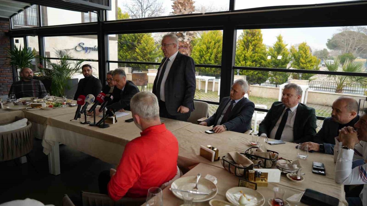 1966 Edremitspor 3. Lig yolunda emin adımlarla ilerliyor