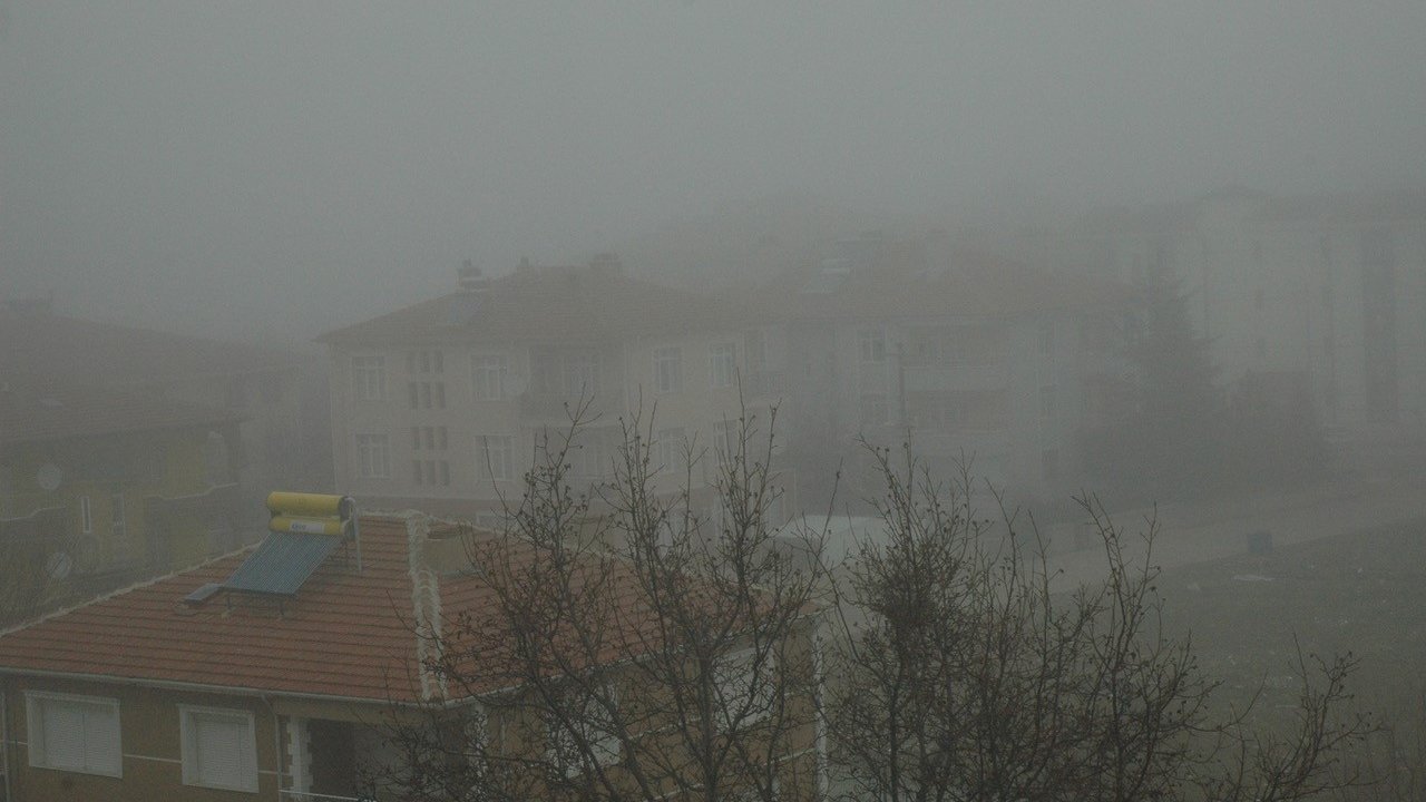 Kulu’da yoğun sis etkili oluyor
