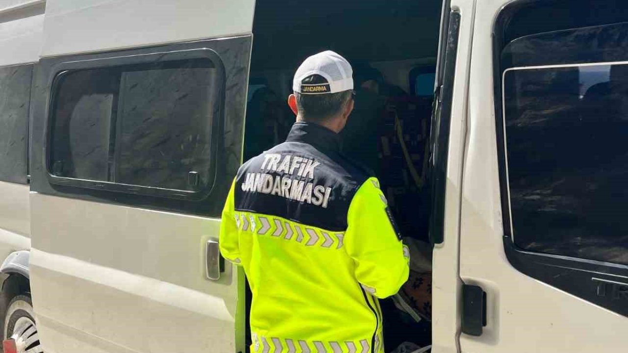Antalya’da toplu taşıma denetimi: 45 sürücü ve yolcuya ceza