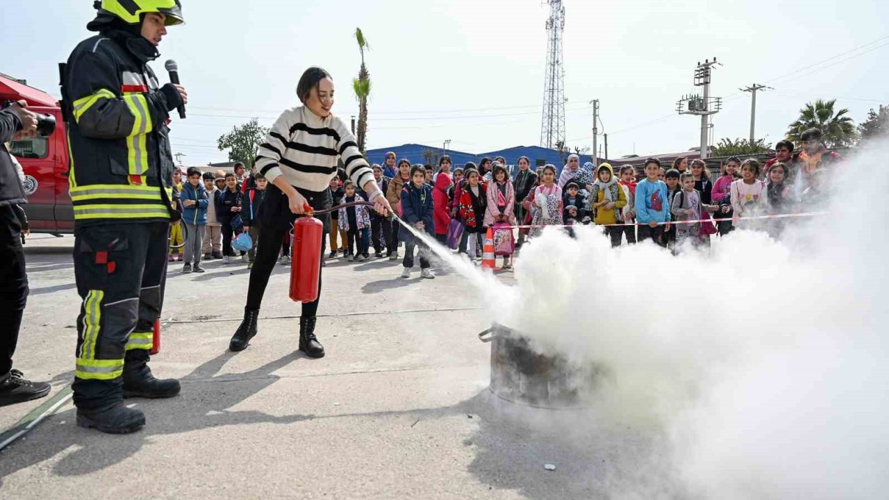 Mersin’de çocuklara afet eğitimi verildi