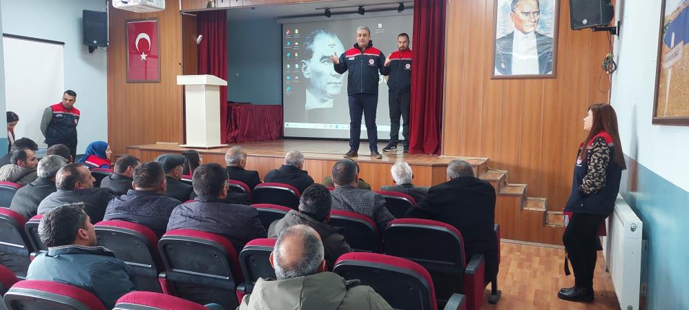 Susuz’da mera kanunu ve ıslah projeleri bilgilendirme toplantısı yapıldı