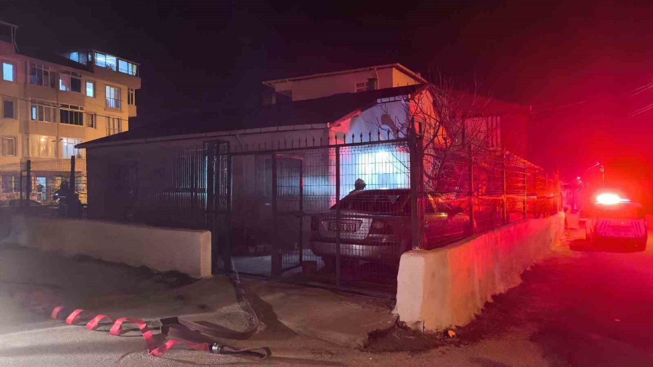 İftara giden kadının evinde yangın çıktı