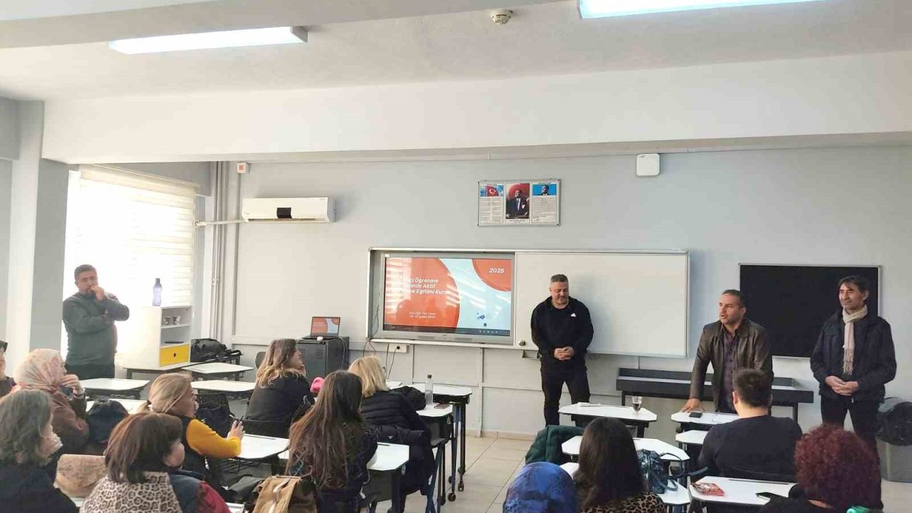 Köyceğiz’de öğretmenlere eğitim