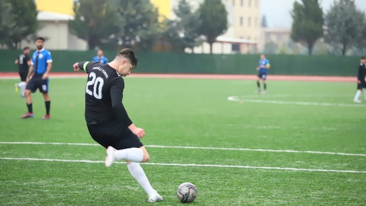 Okul Sporları Futbol Gençler grup şampiyonası Denizli’de başlıyor
