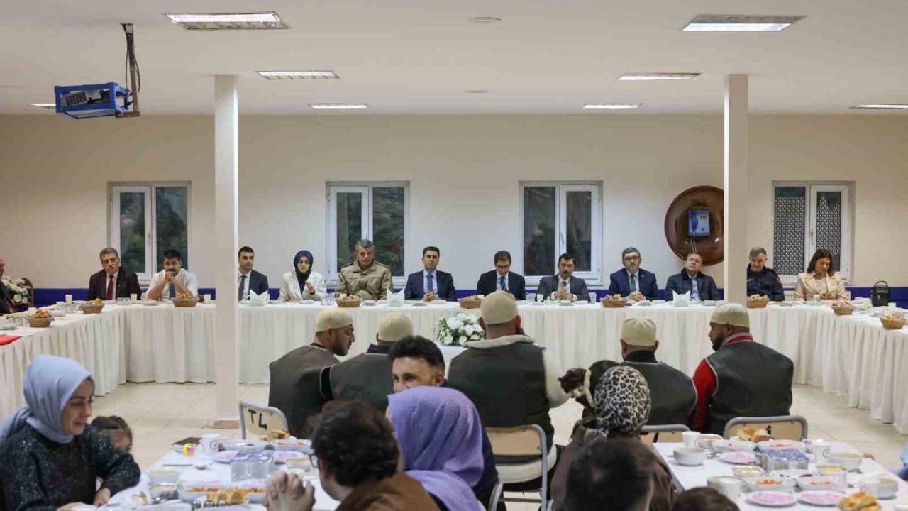 Gölpazarı Açık Ceza İnfaz Kurumu’nda derslik ve konferans salonunun açılışı yapıldı