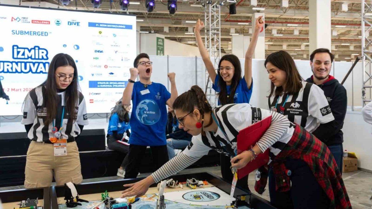 Bilim Kahramanları’nın yeni görevi okyanusları keşfetmek