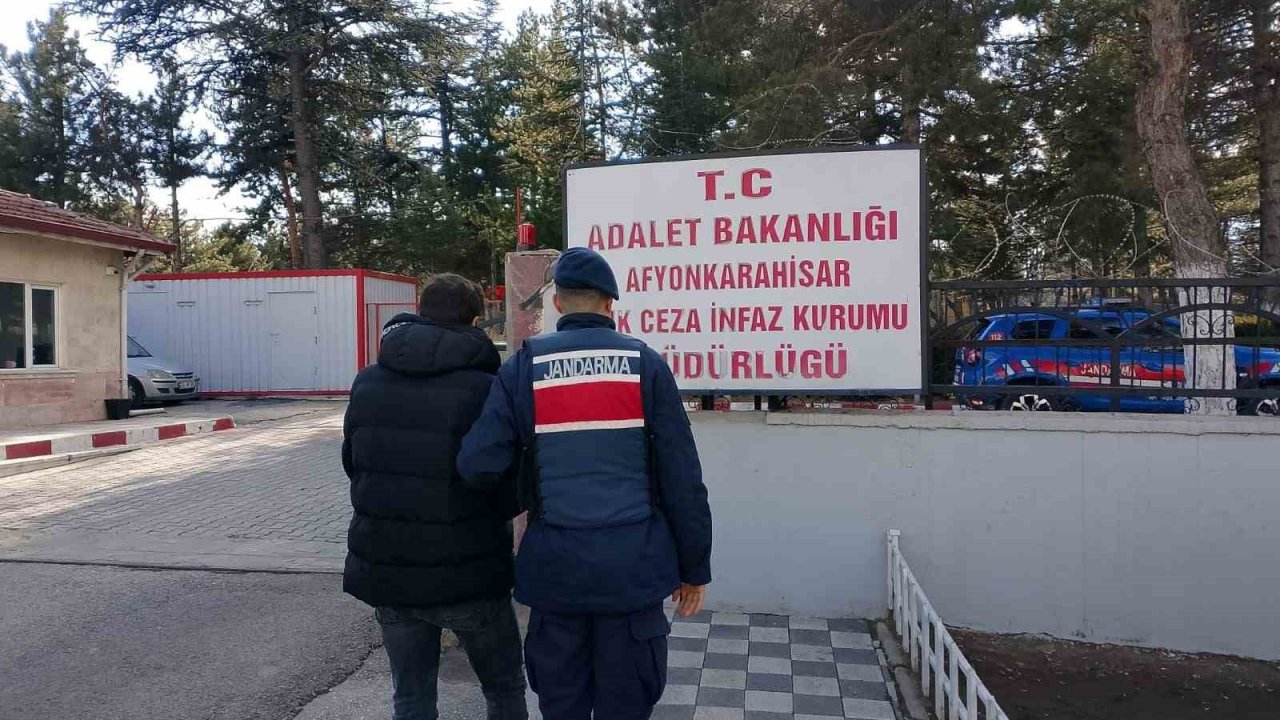 Afyonkarahisar’da aranan şahıs yakalandı