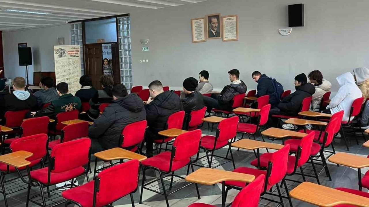 Sinop’ta lise öğrencilerine kişisel gelişim eğitimi