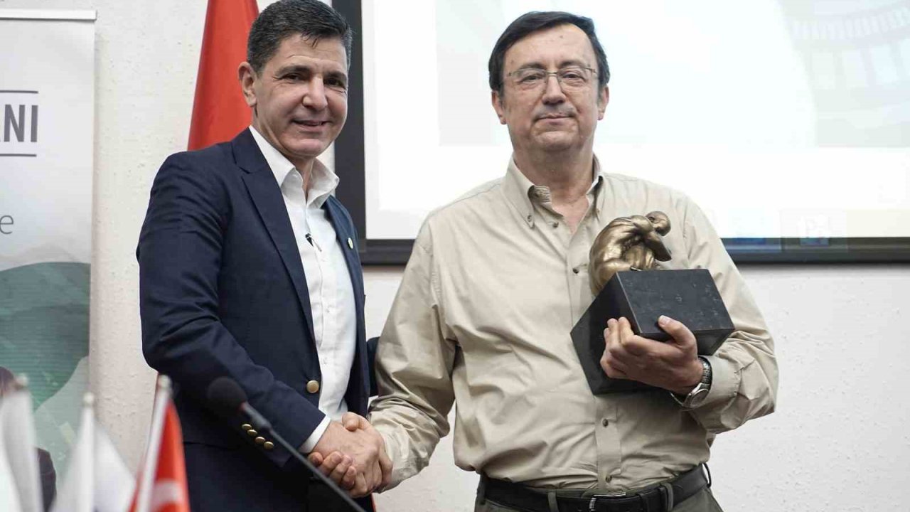 İş dünyasında başarı için gençleri anlamak ve doğru yönetmek şart