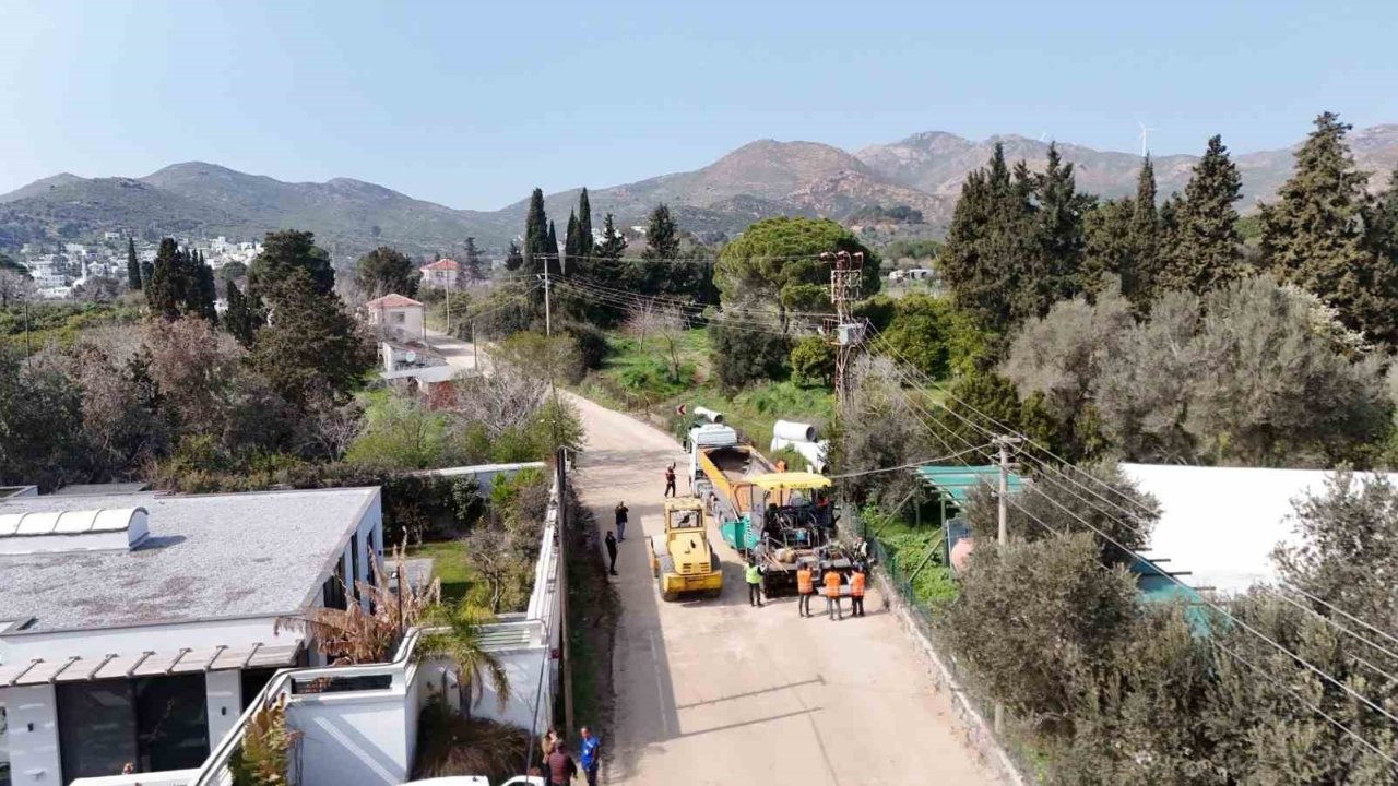 Büyükşehir’in Bodrum’da 28 milyonluk yol çalışmaları devam ediyor