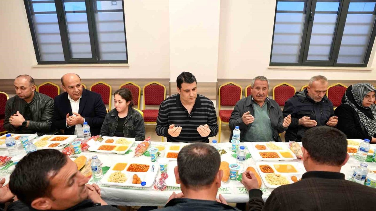 Şehitkamil’den 5 bölgede iftar çadırı