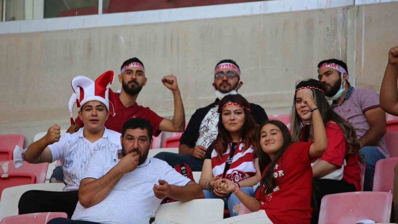 Sivasspor-Göztepe maçı kadın taraftarlara ücretsiz olacak