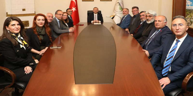 Kars Kent Konseyi’nden Vali Ziya Polat’a Ziyaret