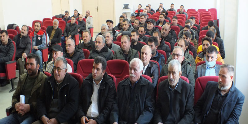 Selim'de çiftçilere devlet destekleri hakkında bilgi verildi.