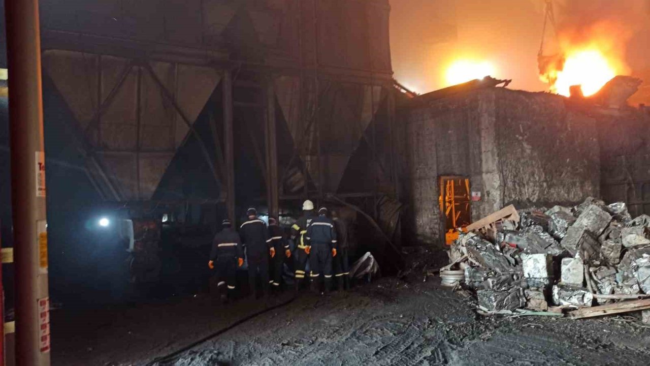 Payas’ta korkutan yangın