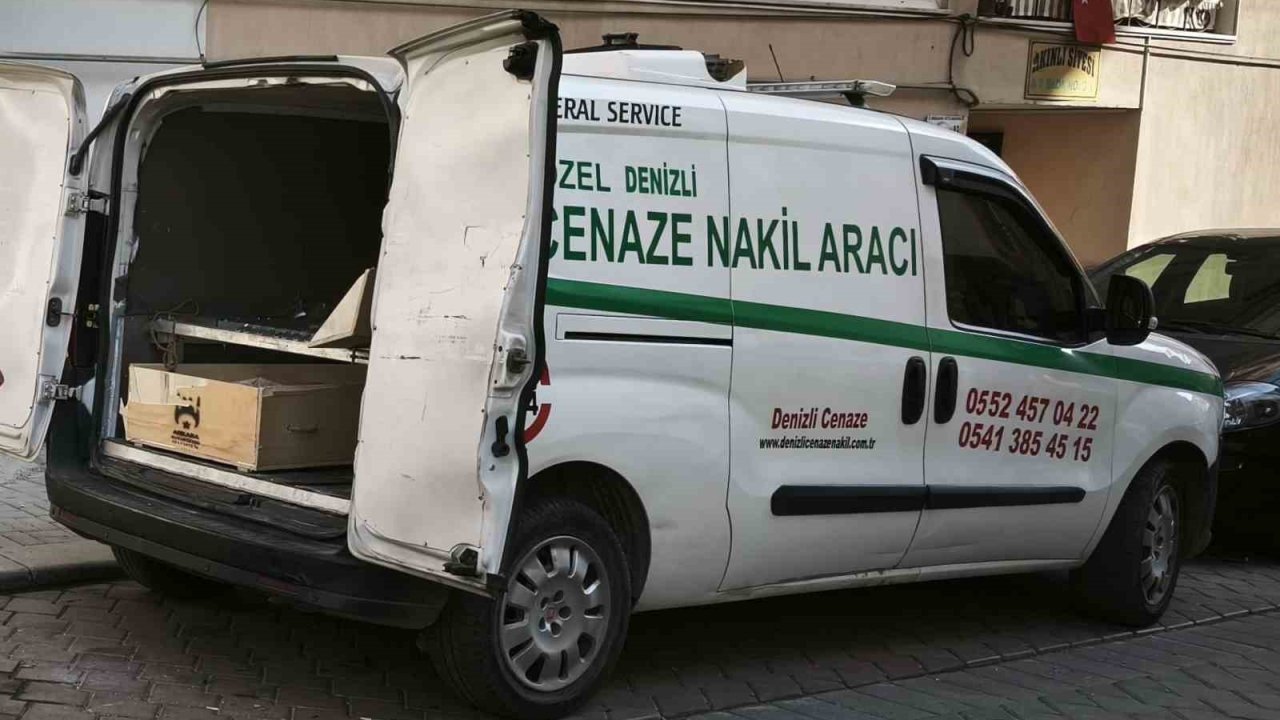 Yaşlı kadın evinde ölü bulundu