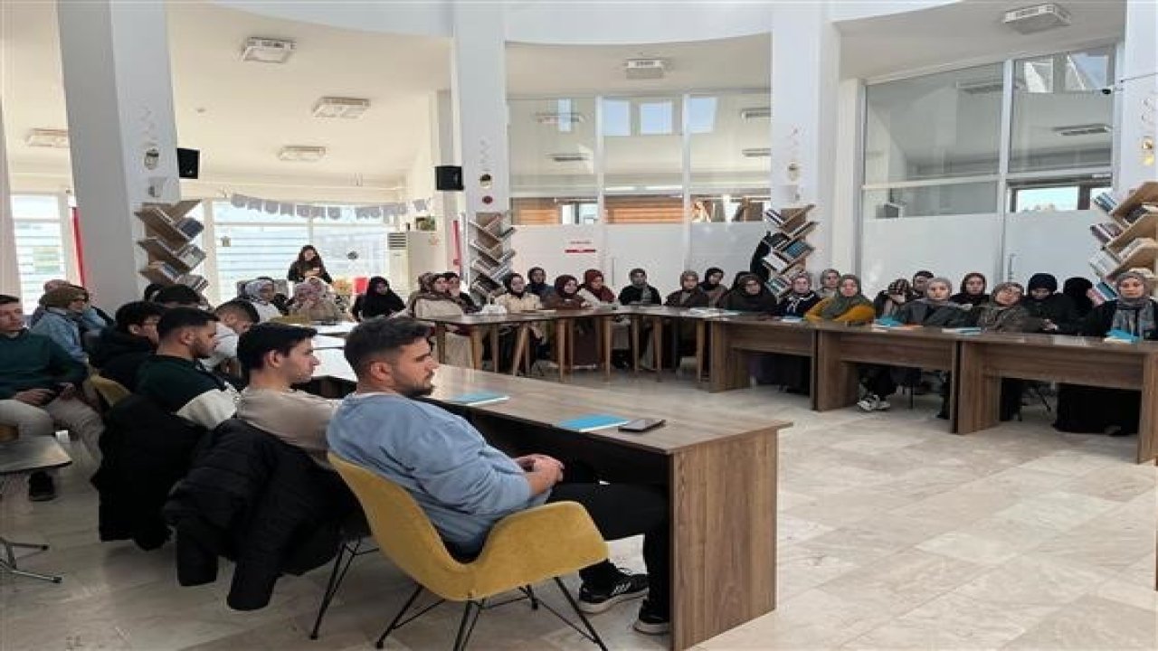 Afyonkarahisar Müftülüğünden Ramazan’a özel kitap tahlili etkinliği