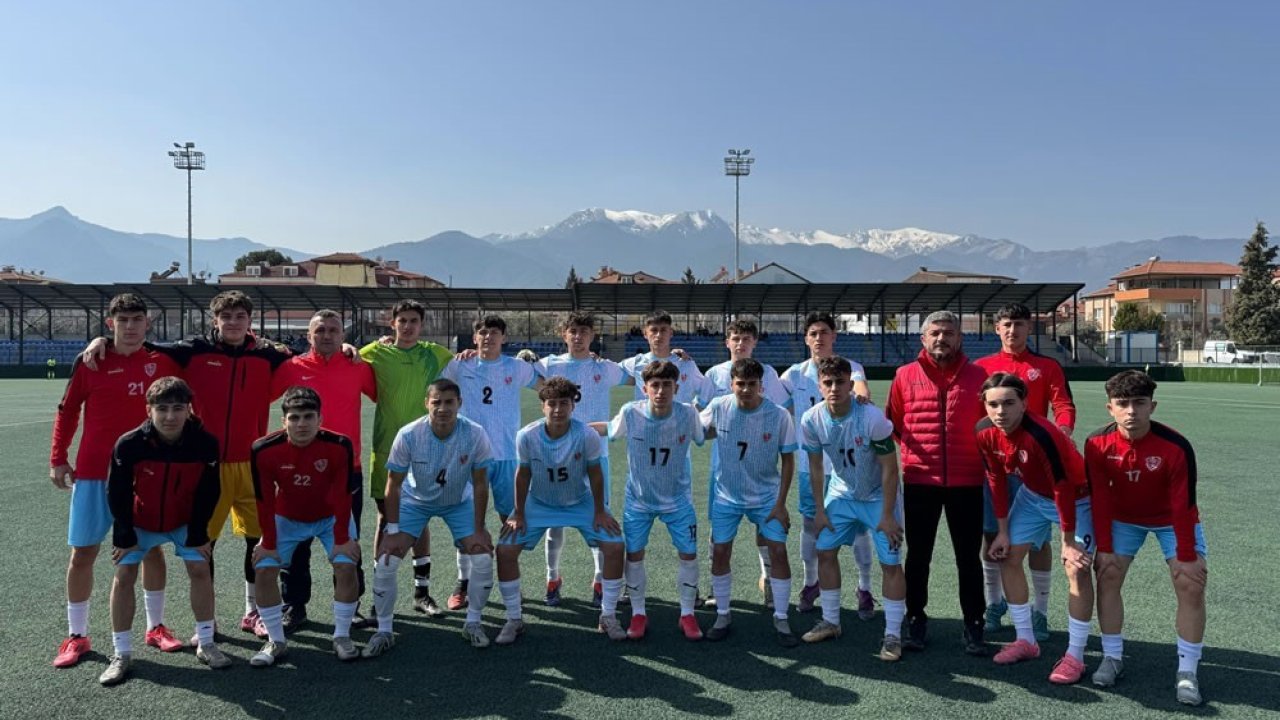 Manisa Spor Lisesi Futbol Takımı, Türkiye Yarı Finallerine yükseldi