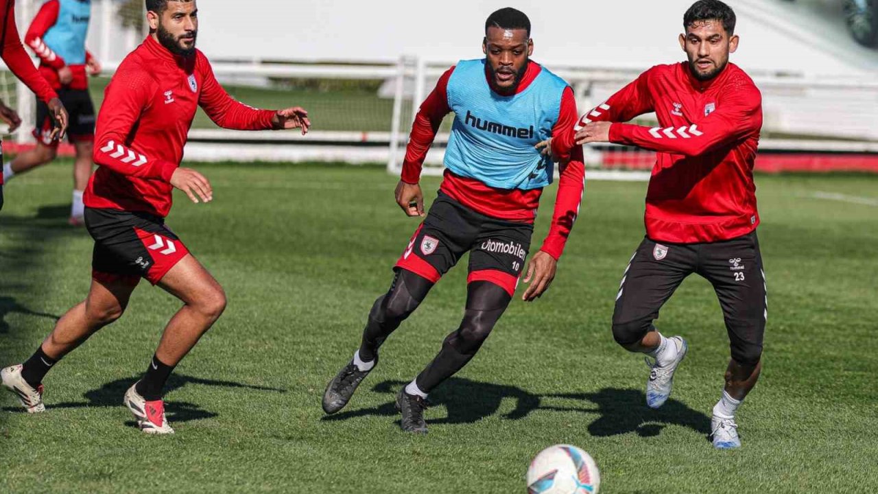 Samsunspor, Adana Demirspor maçında üçüncülüğü korumak istiyor