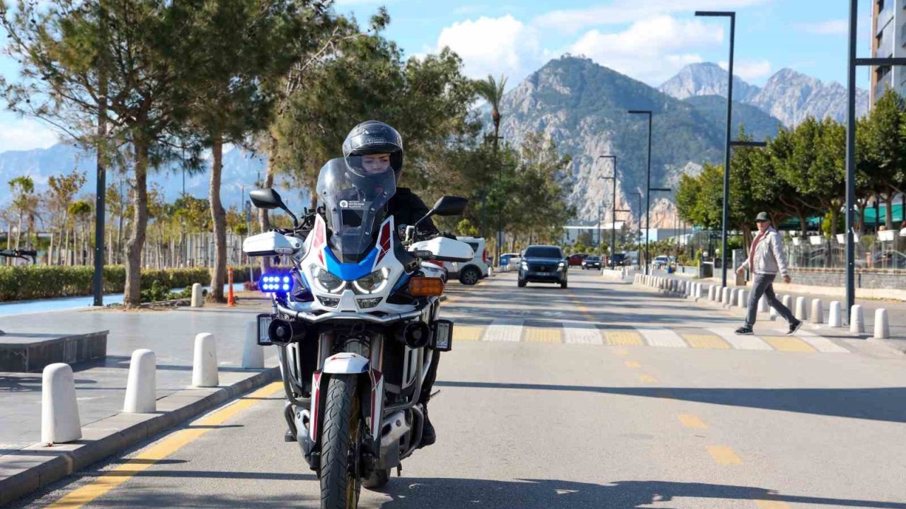 Antalya’nın her alanına ‘kadın’ damgası