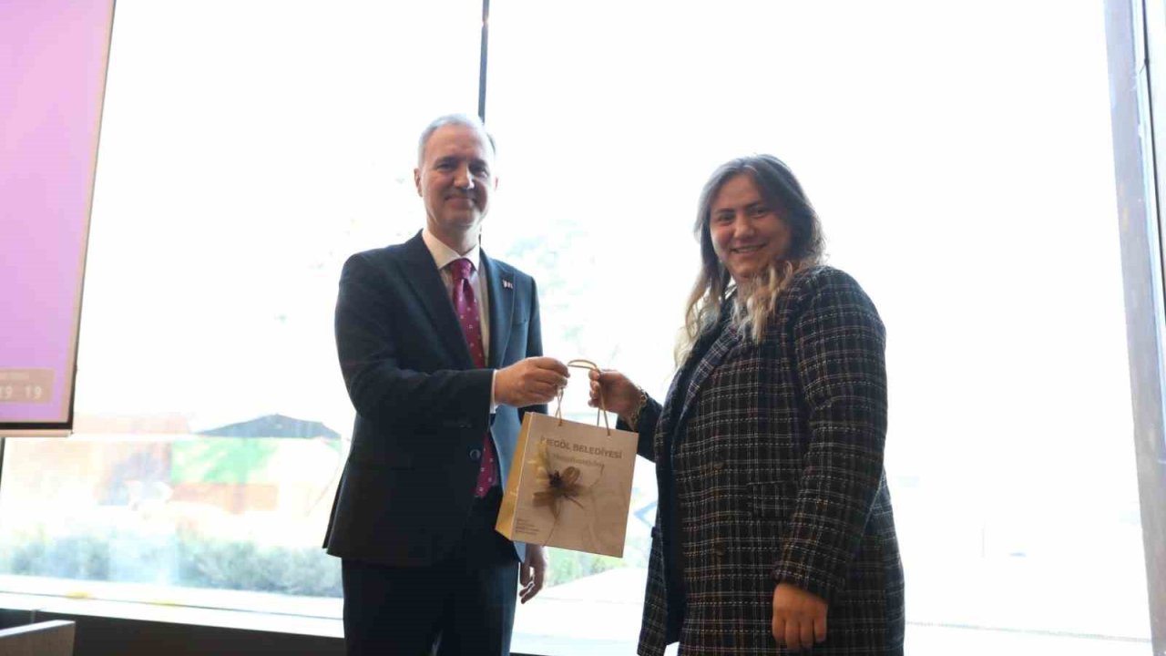 Kadınlarımız hayata güç katıyor