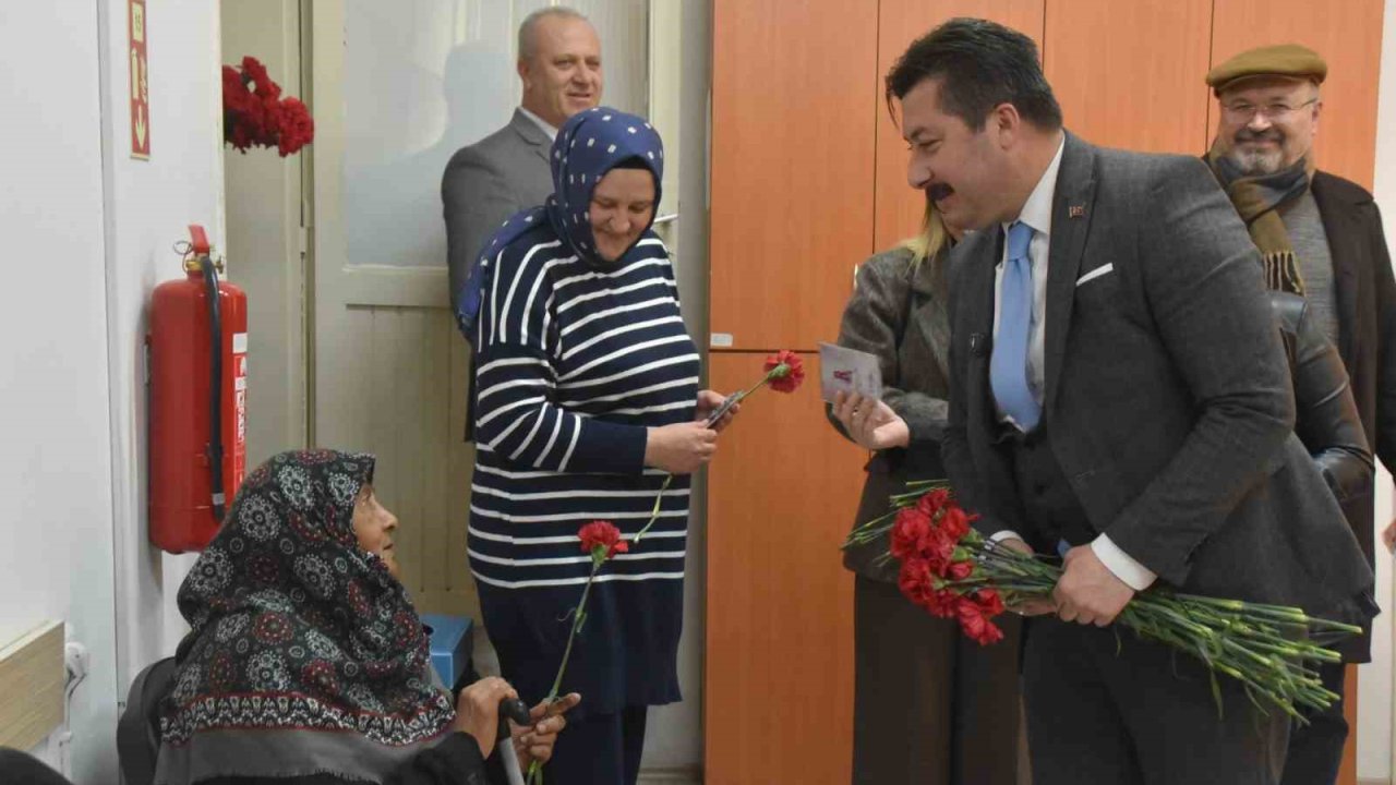 Başkan Ercan Özel: Toplumun gücü kadınların gücüyle ölçülür