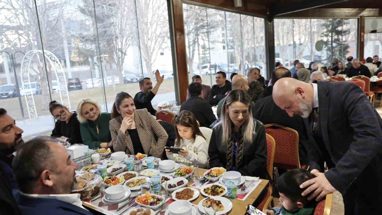 Başkan Çolakbayrakdar: Kocasinan’a değer katmaya devam edeceğiz"