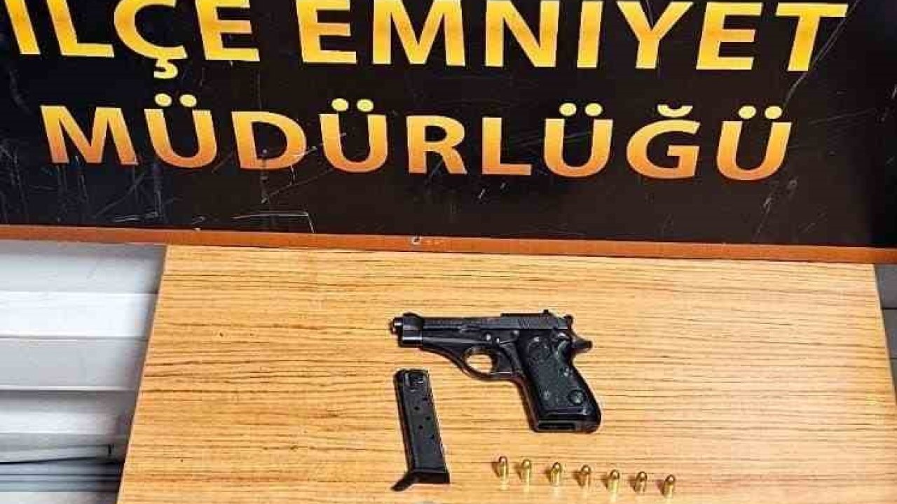 Antakya’da durdurulan araçta uyuşturucu ve silah ele geçirildi