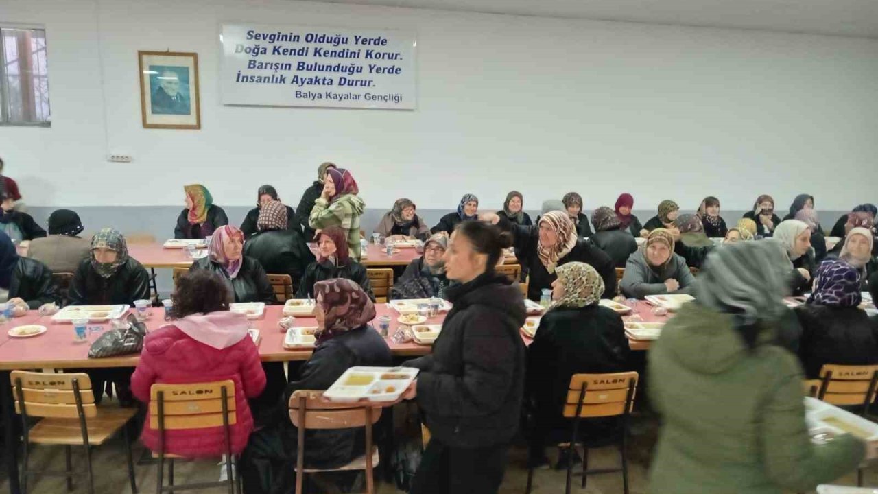 Balya Kayalar’da geleneksel Ramazan iftarı yapıldı