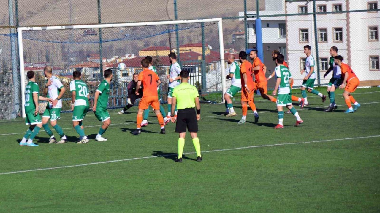 Yahyalıspor BAL’da küme düştü