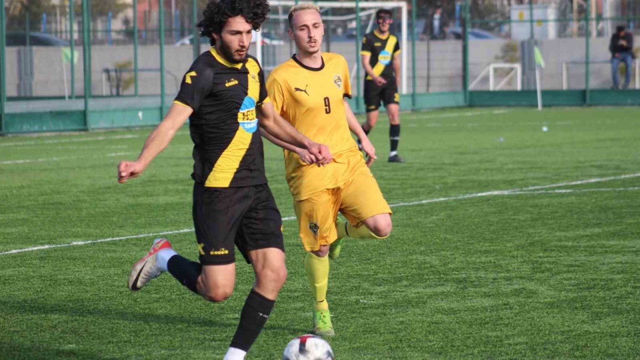 Kayseri Süper Amatör: Kocasinan Şimşekspor: 4 - Hacılar Erciyesspor: 0
