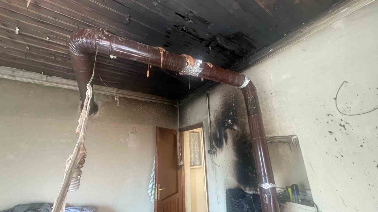 Manyas’ta müstakil evde yangın