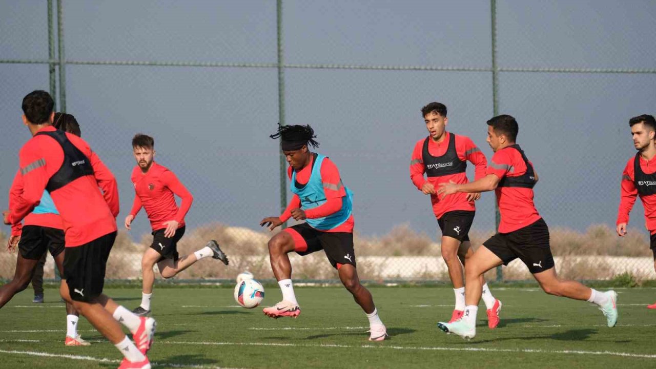 Atakaş Hatayspor, Sivasspor maçı hazırlıklarına başladı