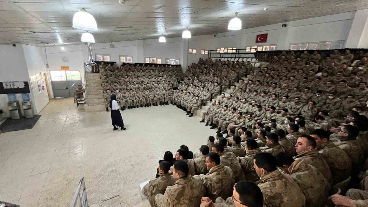 Askerlere bağımlılıkla mücadele eğitimi